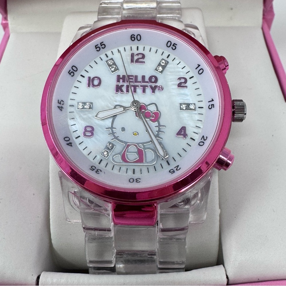 HELLO KITTY WATCH SANRIO NEW IN BOX